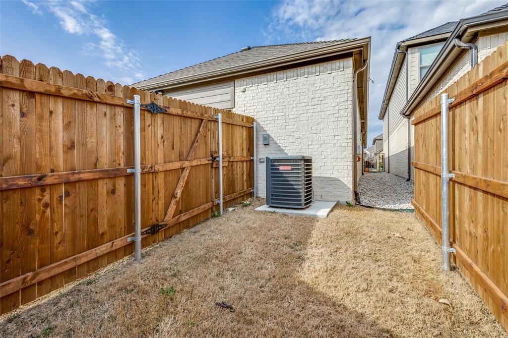 4704 Simple Pathway Street Property Photo 22