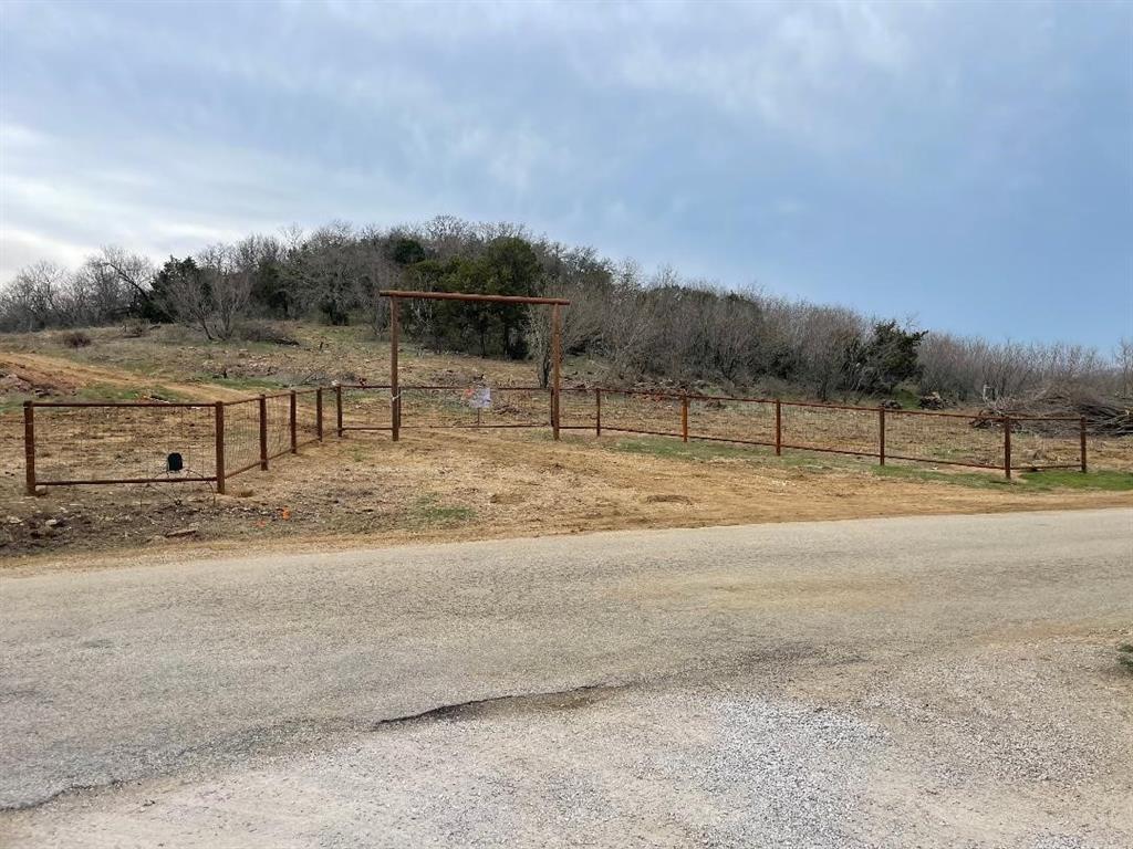 699 Oaks Crossing Road Property Photo 1