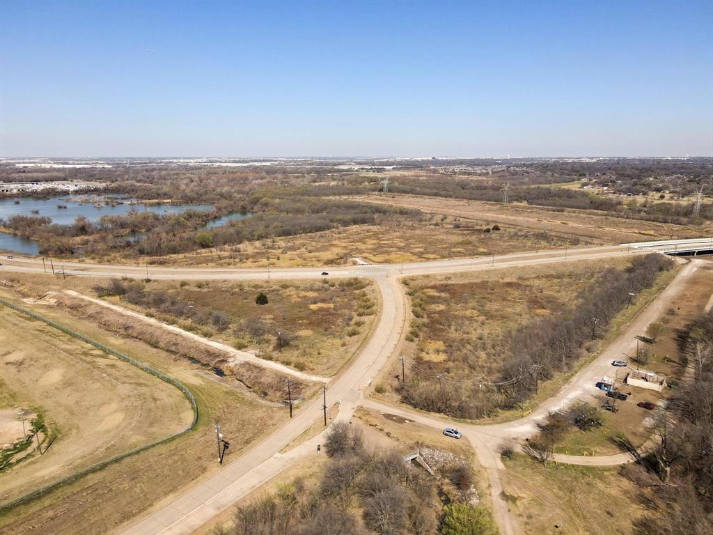 1800 W Hunter Ferrell Road Property Photo