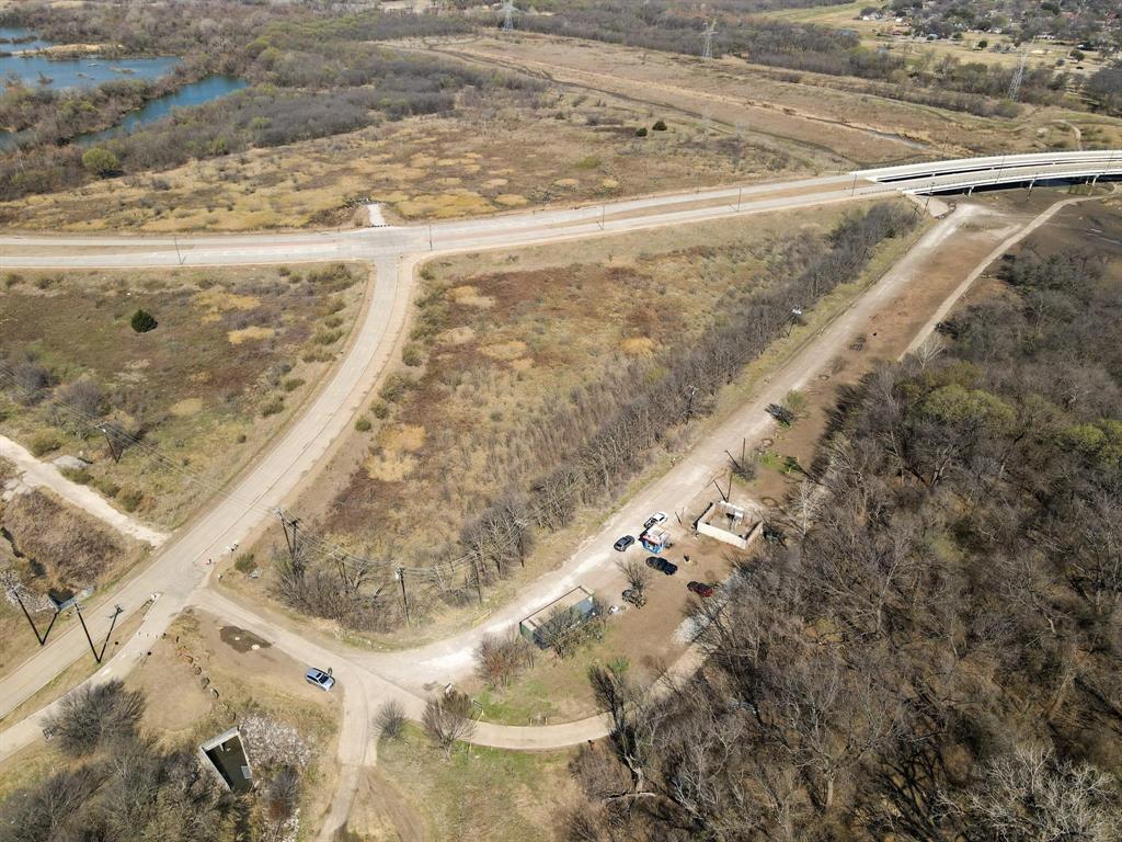 1900 W Hunter Ferrell Road Property Photo 8