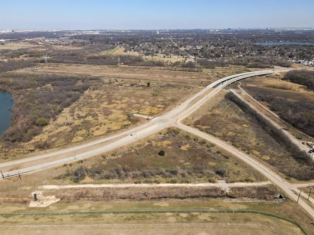 1900 W Hunter Ferrell Road Property Photo 12
