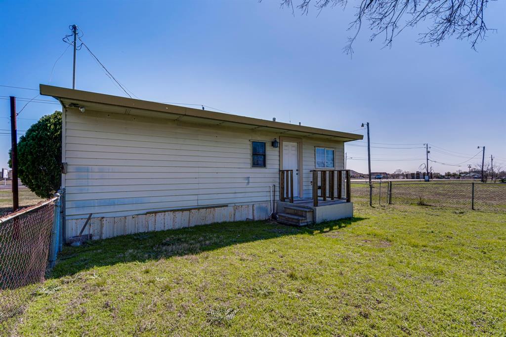 329 N State Highway 342 Property Photo 28
