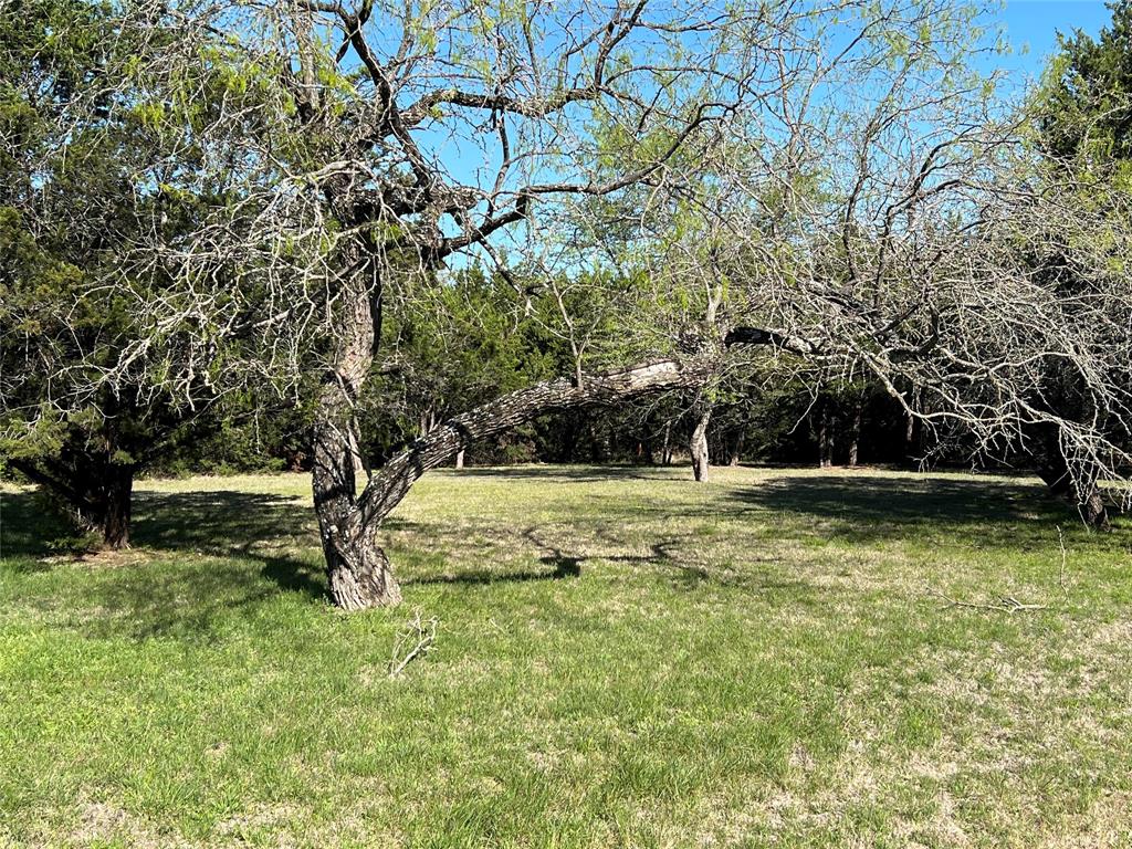 23091 Westmeadow Drive Property Photo 6