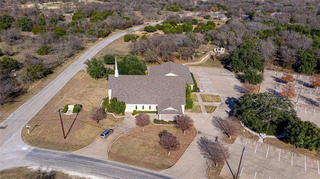 23091 Westmeadow Drive Property Photo 14