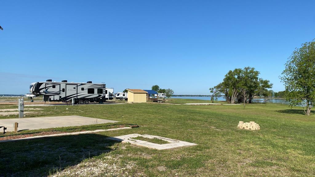 5084 Waterfront Road Property Photo 13