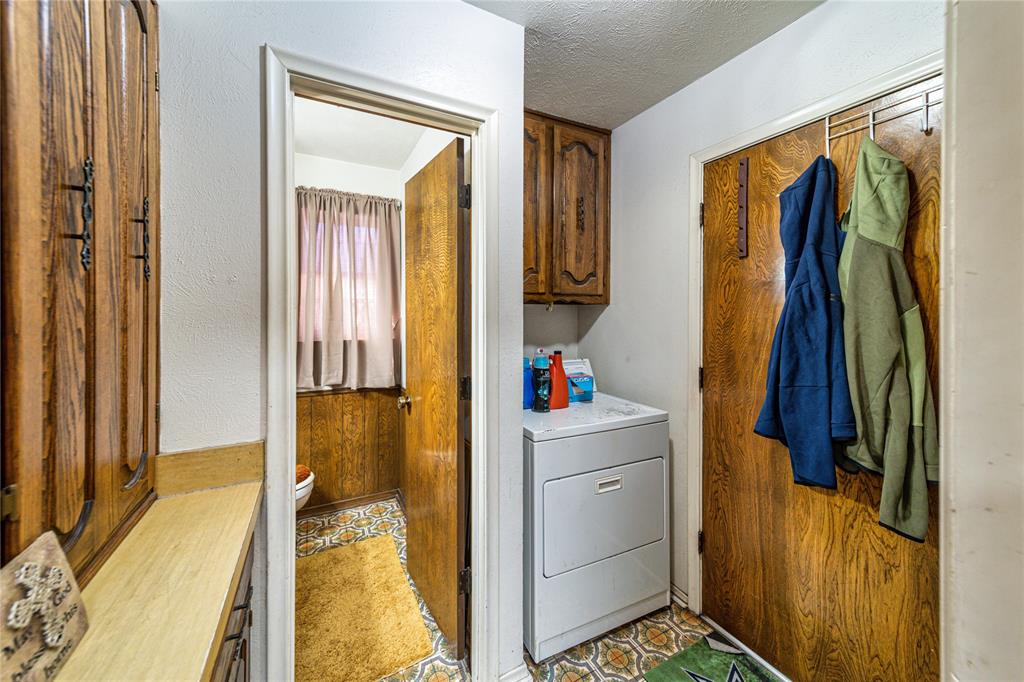 931 Rock Canyon Drive Property Photo 15
