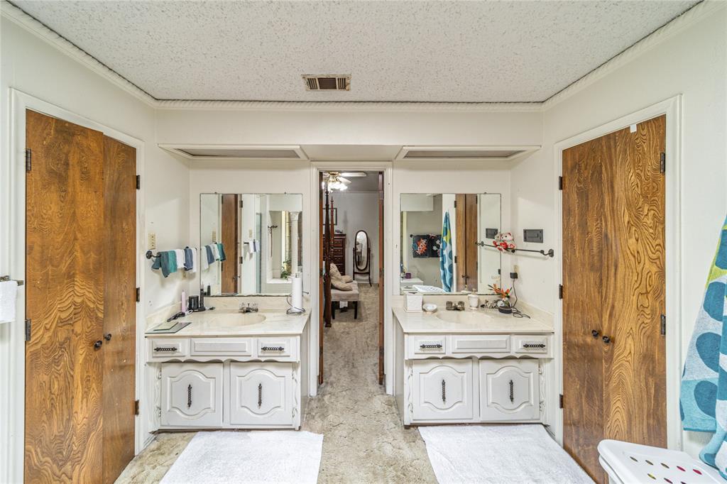 931 Rock Canyon Drive Property Photo 22