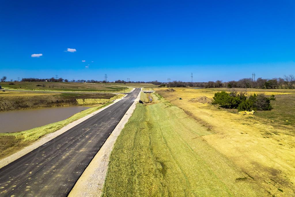 6408 Wind Hills Road Property Photo 14