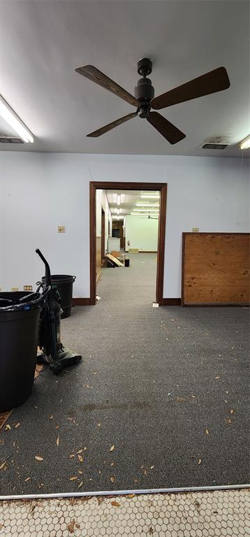 108 E Commerce Street Property Photo 7