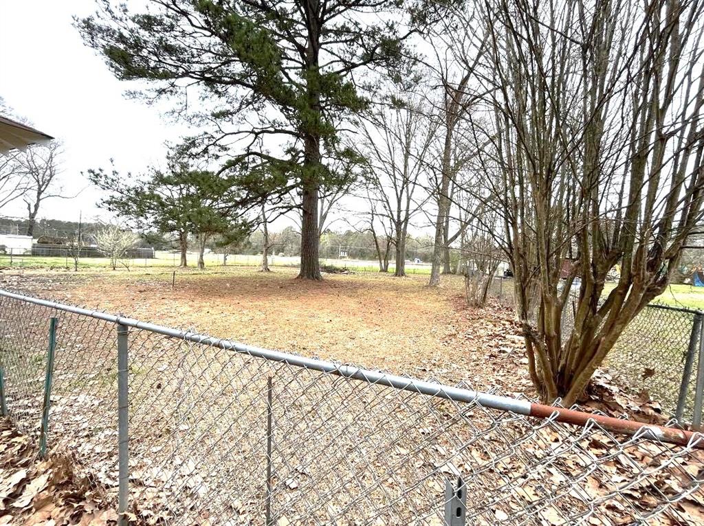 482 College Property Photo 14