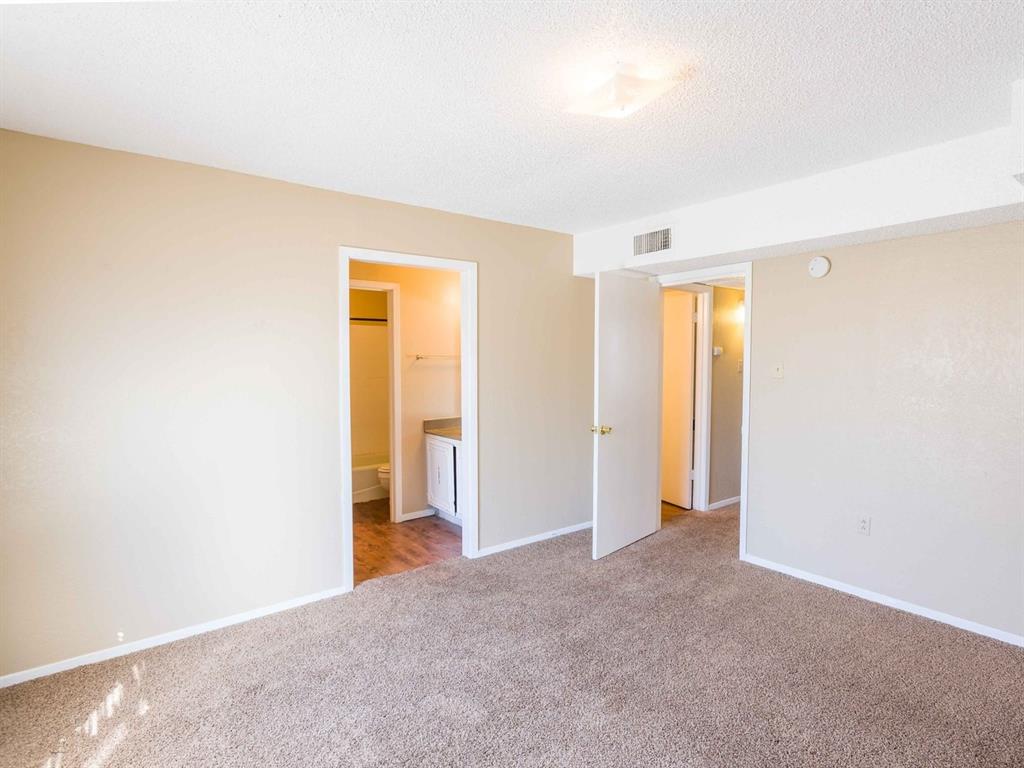 2400 Buffalo Road Property Photo 13