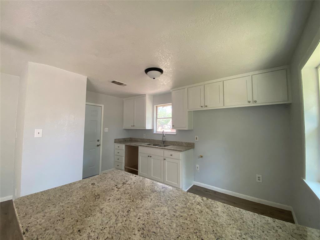 2101 Se 23rd Avenue Property Photo 9