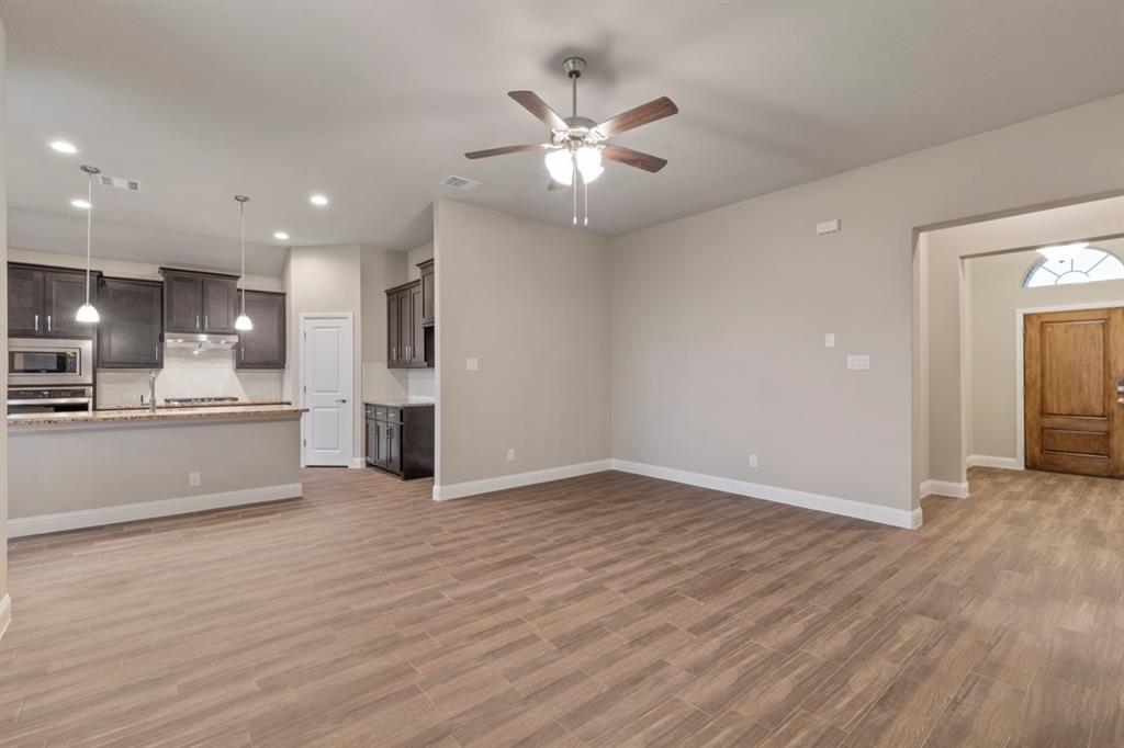 3810 Millcreek Drive Property Photo 9
