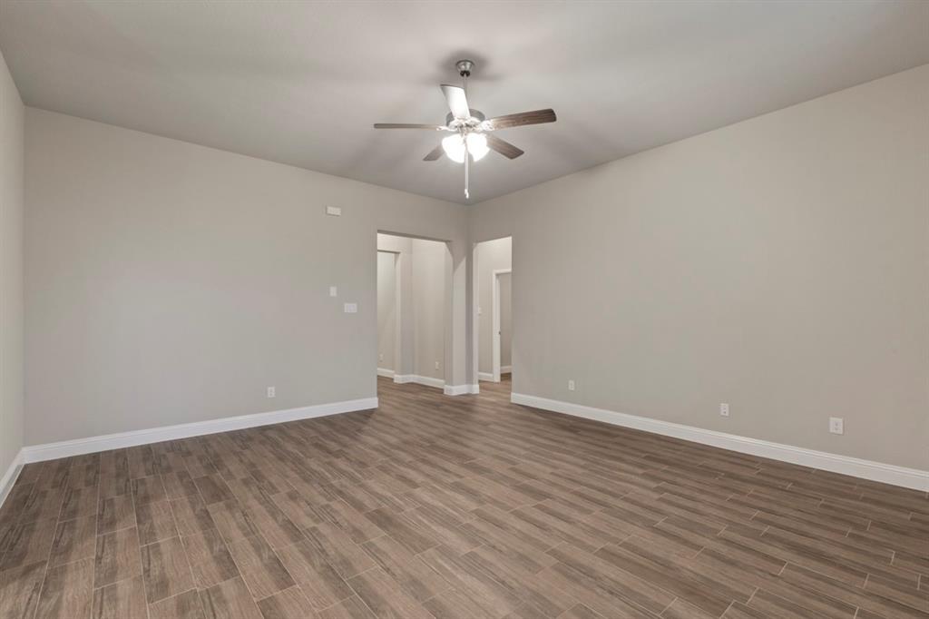 3810 Millcreek Drive Property Photo 10
