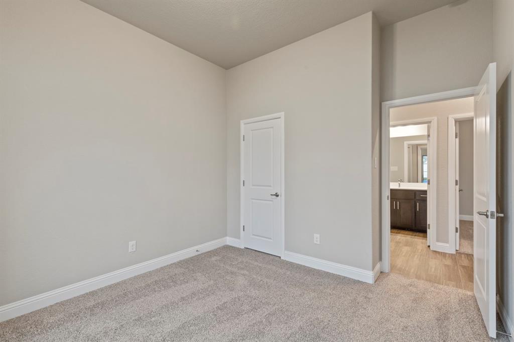 3810 Millcreek Drive Property Photo 22