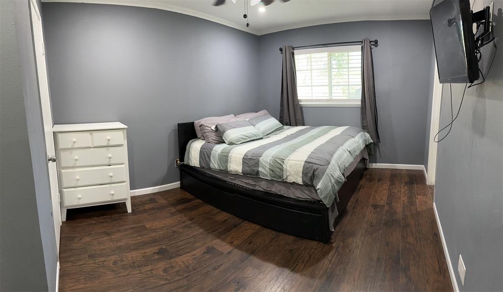 1013 Las Flores Court Property Photo 32