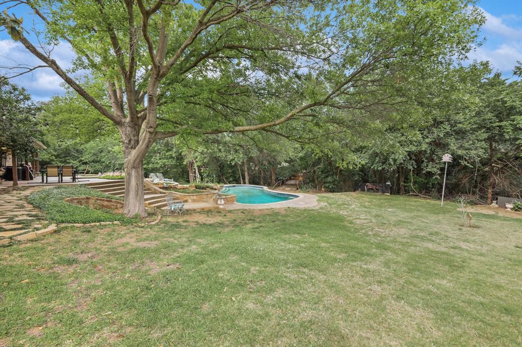 2740 High Road Property Photo 31