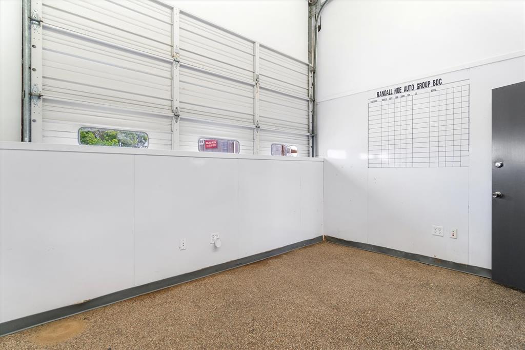 1608 W Moore Avenue Property Photo 27