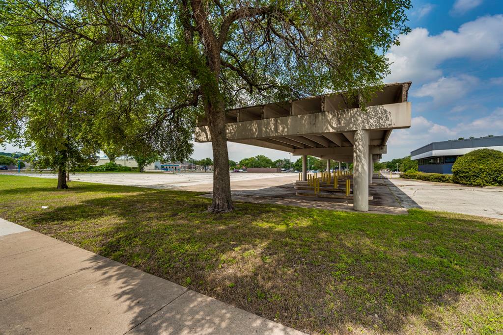 1100 Milby Road Property Photo 13