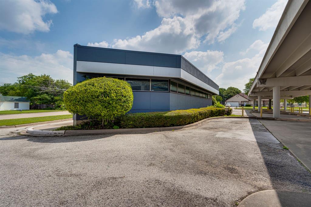 1100 Milby Road Property Photo 17