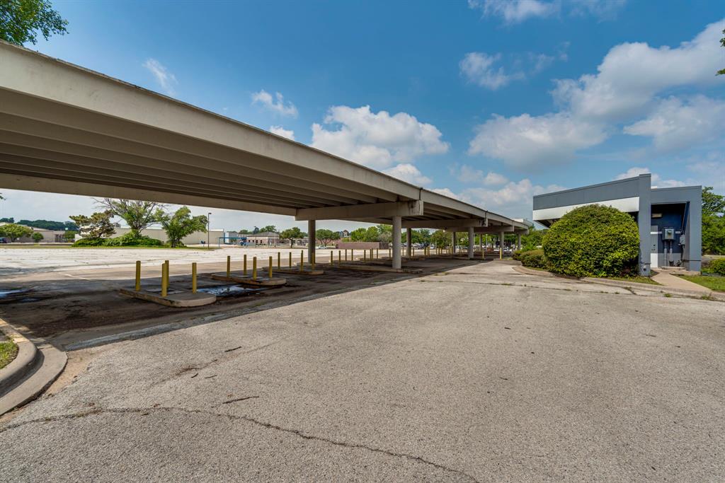 1100 Milby Road Property Photo 28