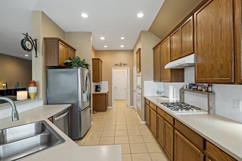 7016 Alcala Property Photo 7