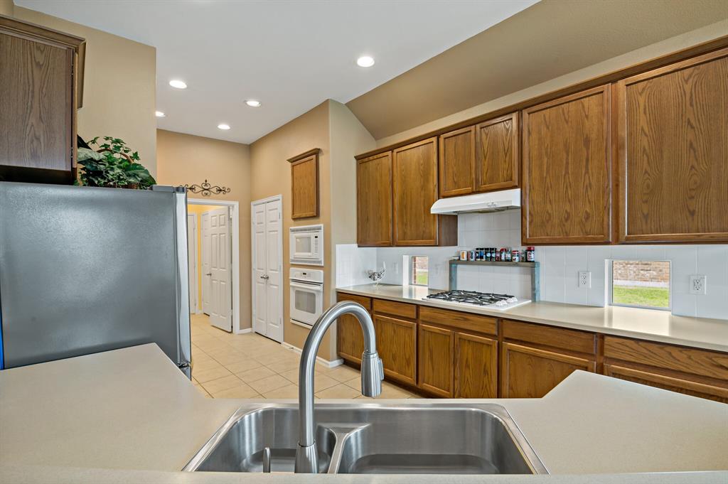 7016 Alcala Property Photo 8