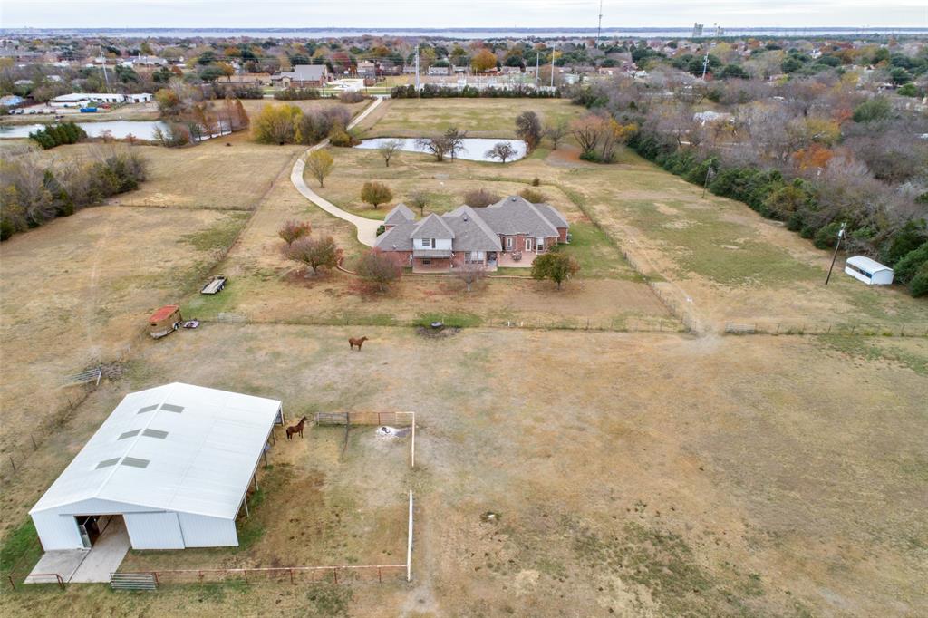 5609 Lyons Road Property Photo 3