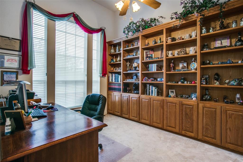5609 Lyons Road Property Photo 9