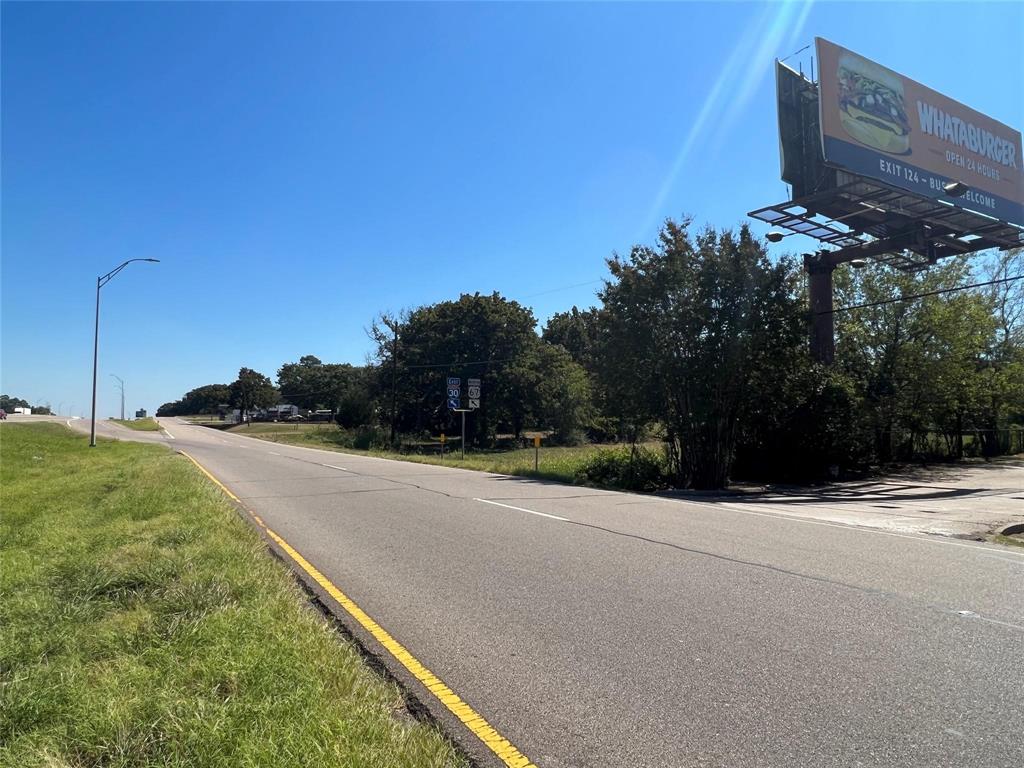 1300 I-30 Road Property Photo 9