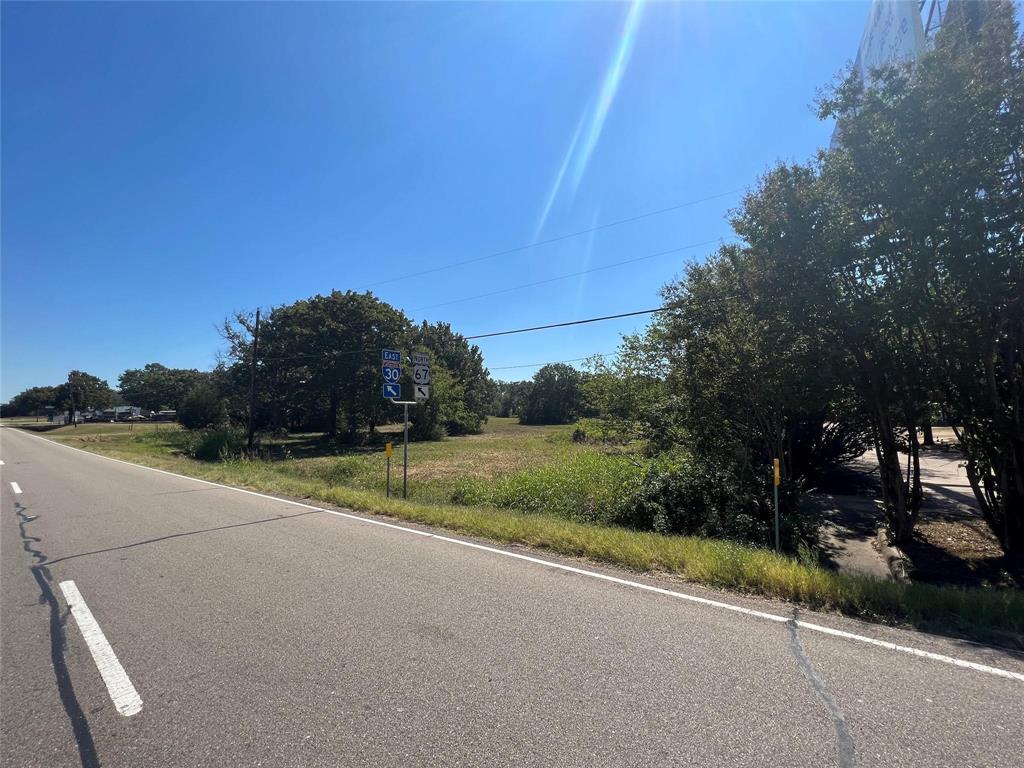 1300 I-30 Road Property Photo 12