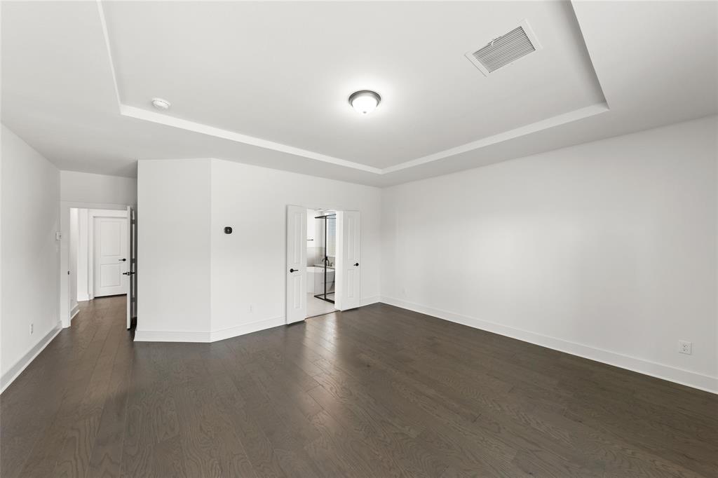 671 Majestic Oak Lane Property Photo 16