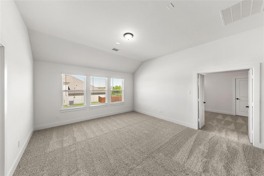 671 Majestic Oak Lane Property Photo 22