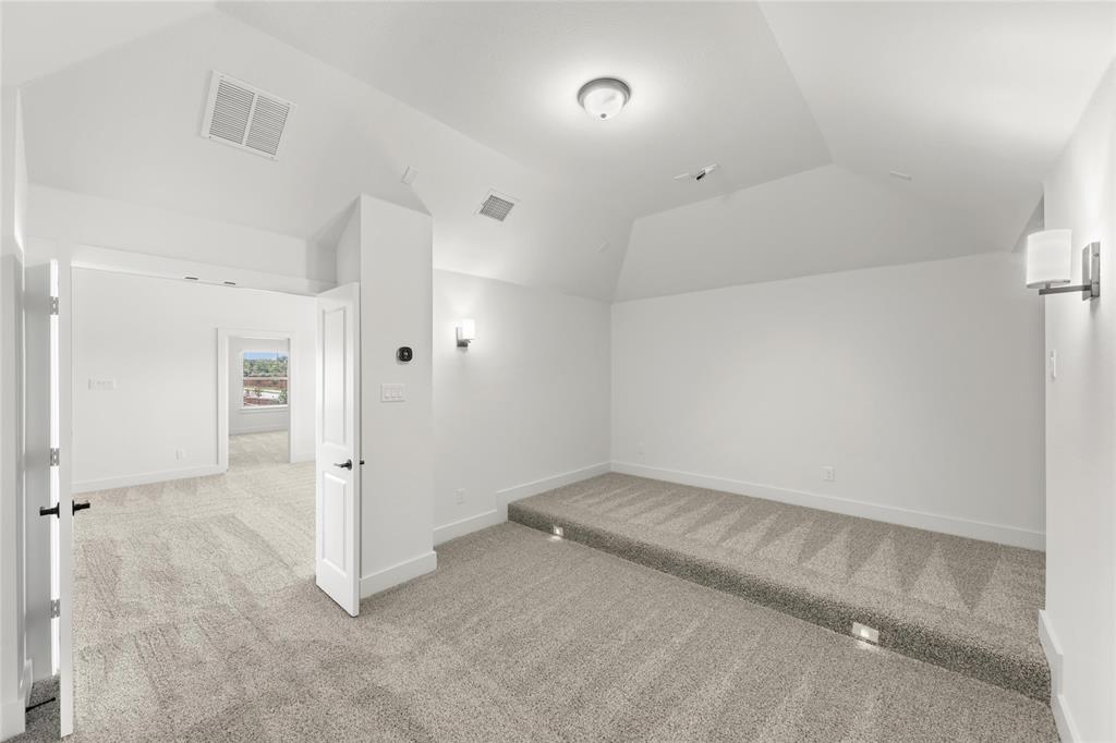 671 Majestic Oak Lane Property Photo 24