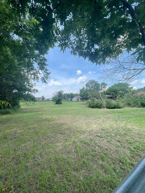 900 S Second Avenue Property Photo 3