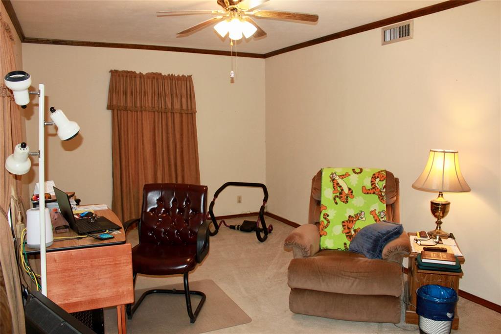 7820 Fm 1391 Property Photo 8