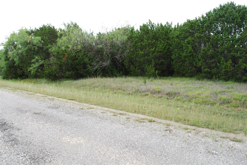 23067 Oak Ridge Drive Property Photo 3