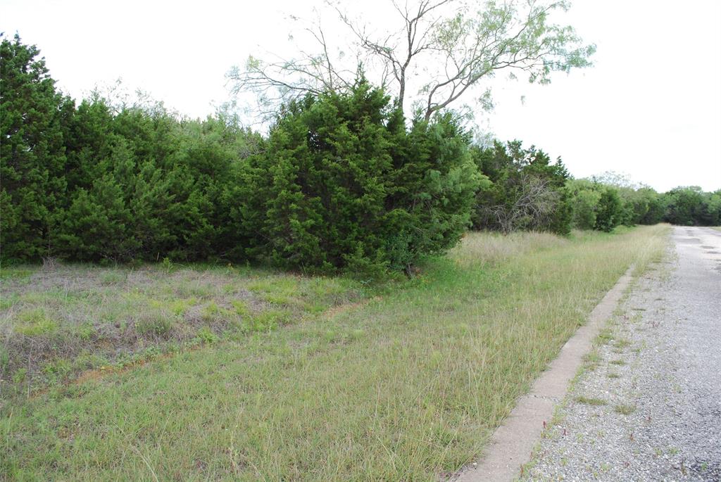 23067 Oak Ridge Drive Property Photo 6