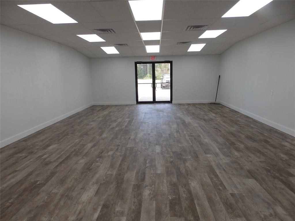8350 N Hwy 155 300 Property Photo 11