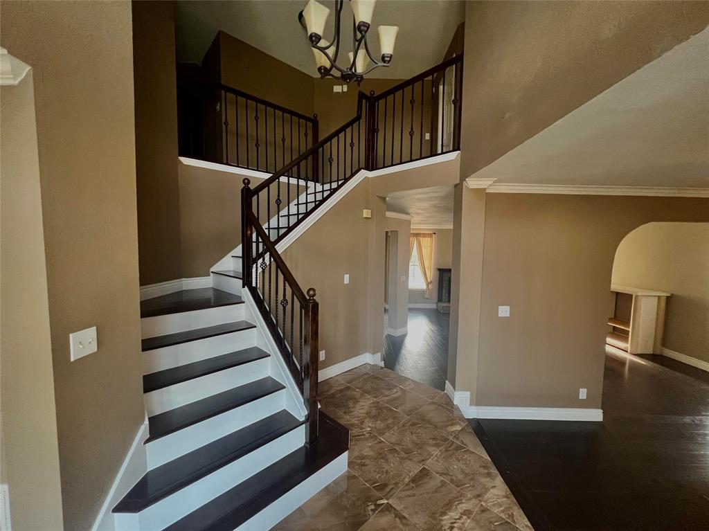 759 Monticello Circle Property Photo 4