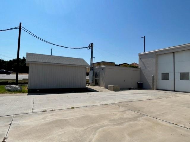 1926 Santa Fe Drive Property Photo 3
