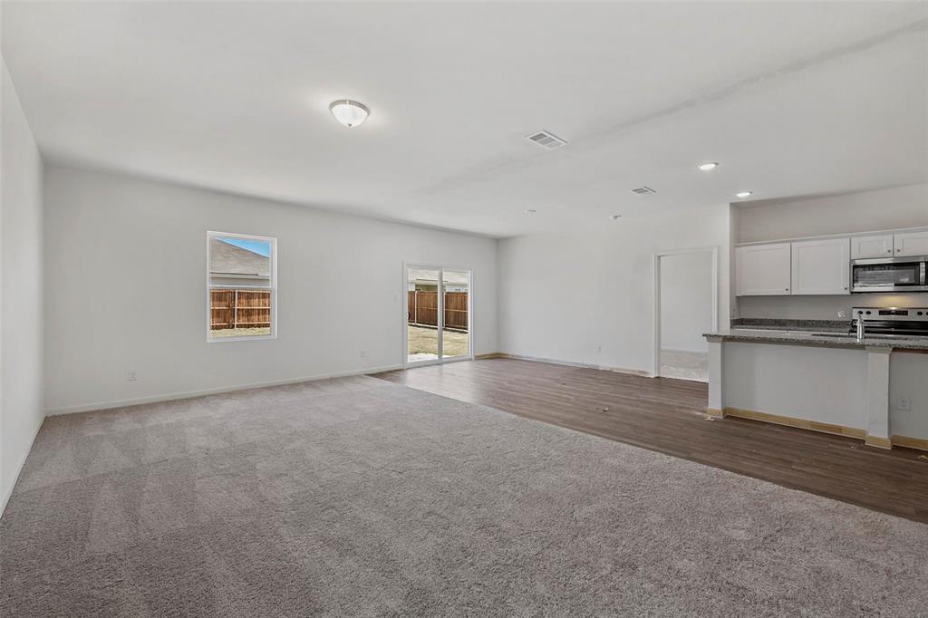 10300 Castle Lyons Lane Property Photo 2