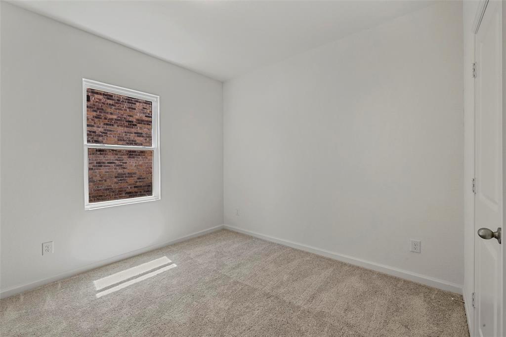 10300 Castle Lyons Lane Property Photo 5