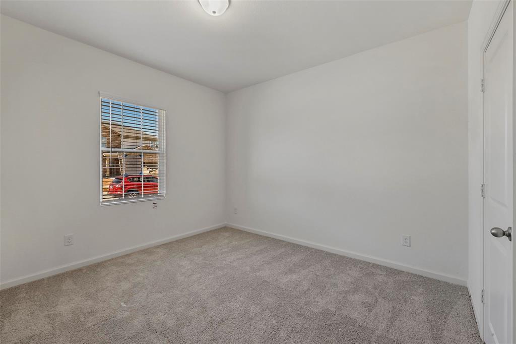 10300 Castle Lyons Lane Property Photo 11