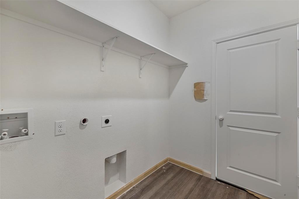 10300 Castle Lyons Lane Property Photo 12