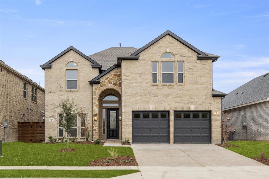 1909 Fall Creek Cove