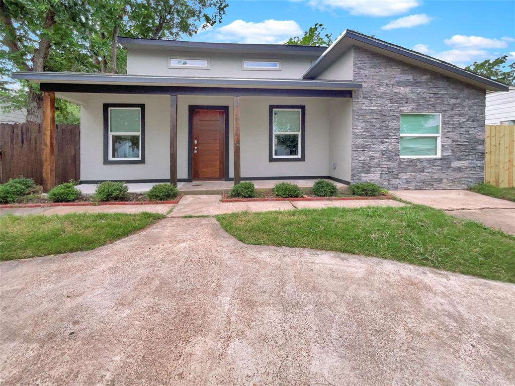 2338 Healey Drive Property Photo 1