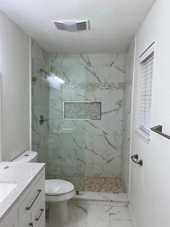 384 W Van Alstyne Parkway Property Photo 4