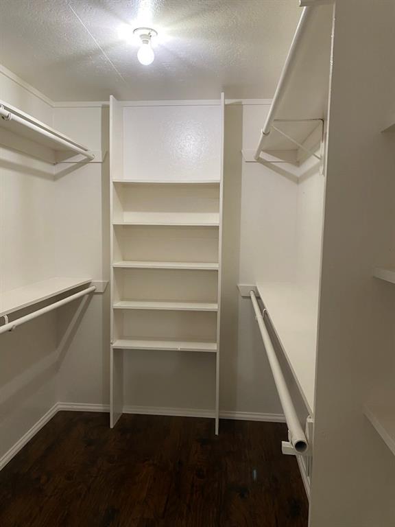 384 W Van Alstyne Parkway Property Photo 6