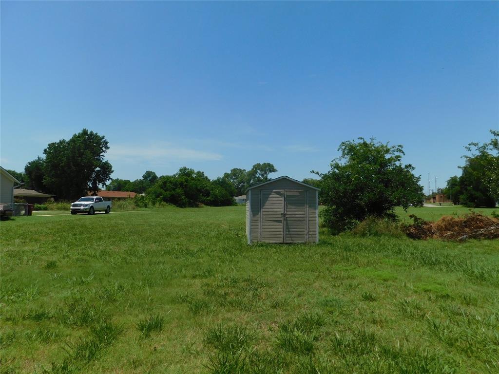 384 W Van Alstyne Parkway Property Photo 9